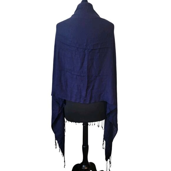 Blue Pashmina Scarf Wrap – 72” x 28” – Soft Large Shawl – EUC - Picture 4 of 5
